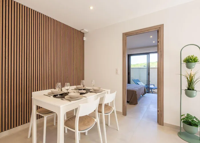 Akemi By Interhome Lejlighed