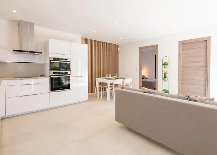 Akemi By Interhome Lejlighed Sainte-Maxime